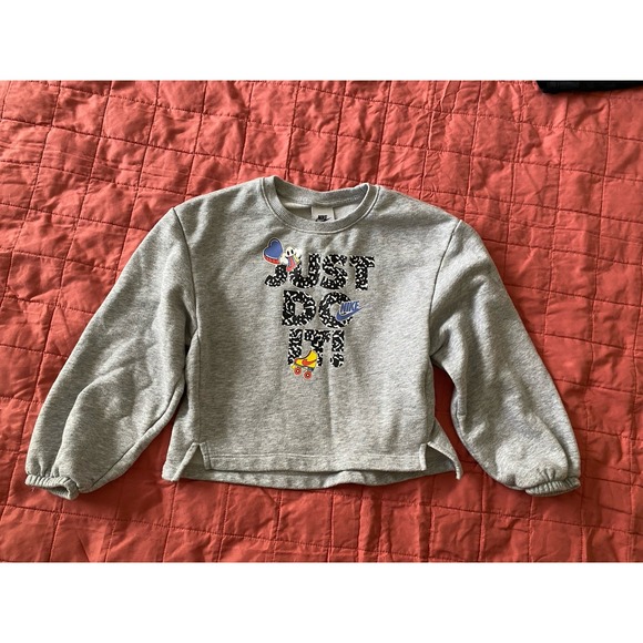 Nike Girls Grey ‎ Crop Sweater Size 5-6YRS - Picture 1 of 6